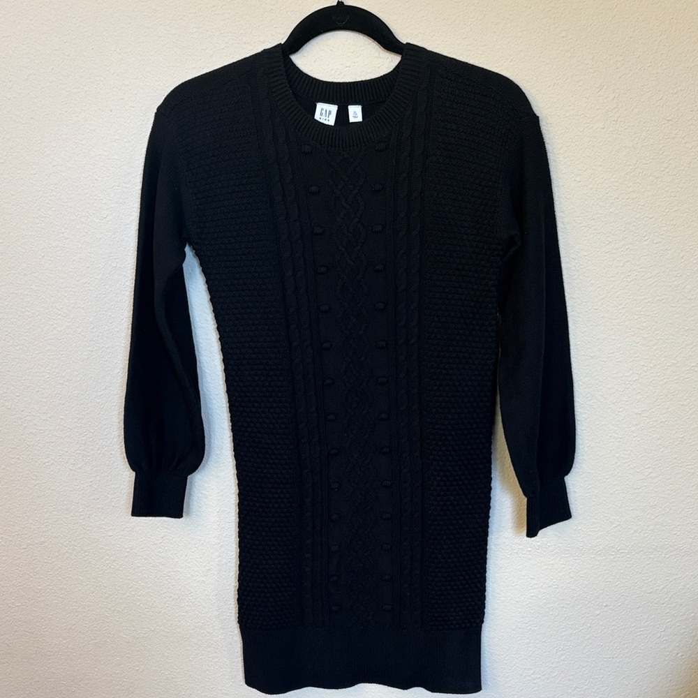 GAP Cable Knit Sweater